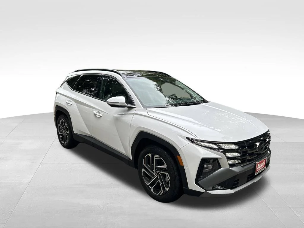 Used 2025 White Hyundai Limited image 8