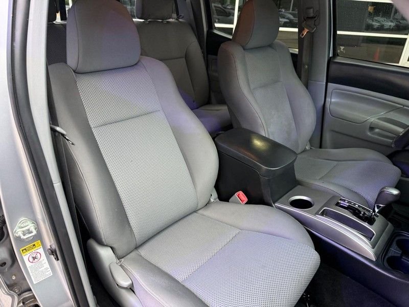 Used 2015 Silver Sky Metallic Toyota Base image 11