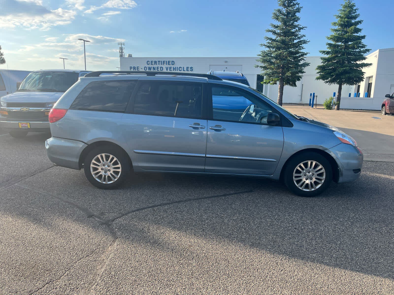 Used 2010 Toyota Sienna LE with VIN 5TDKK4CC7AS330703 for sale in Brooklyn Center, Minnesota