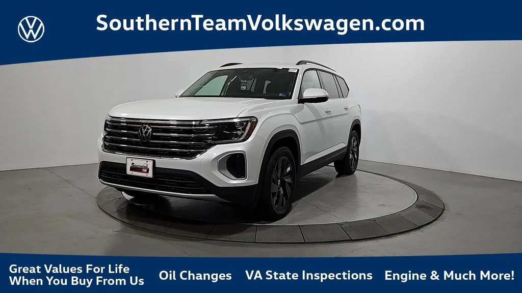 New 2026 White/off-white Volkswagen 2.0T SE w/Technology image 1