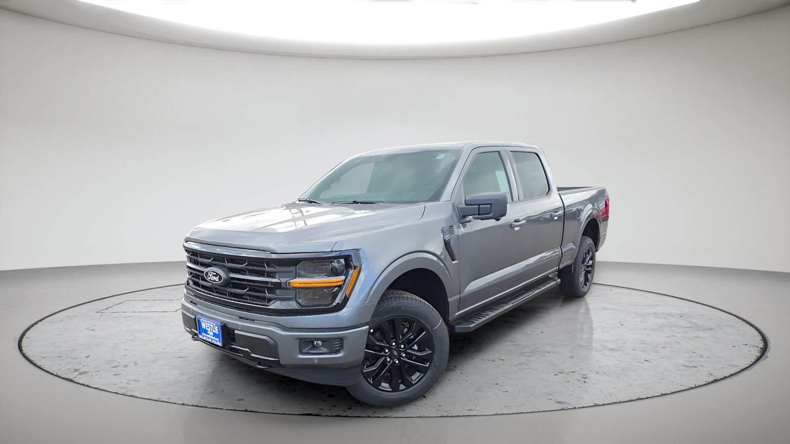New 2026 Carbonized Gray Metallic Ford XLT image 1