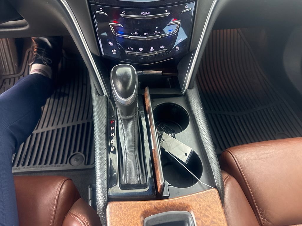 Used 2016 White Cadillac Luxury image 18