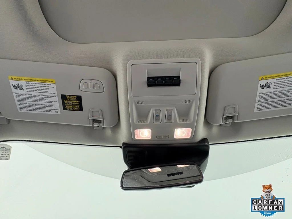 Used 2025 Gray Ford Badlands image 27