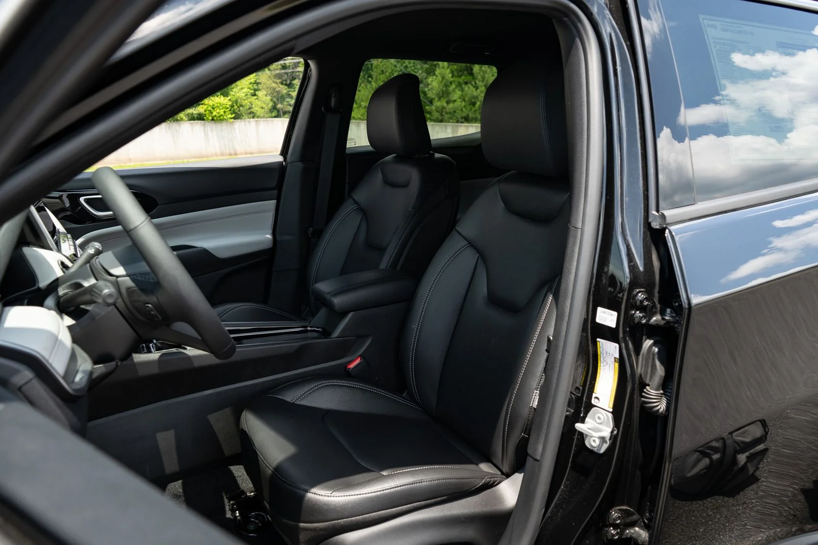 New 2026 Black Jeep Limited image 15
