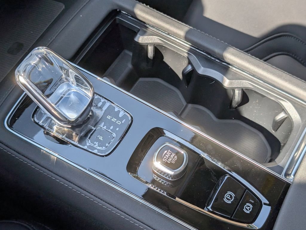 2026 Volvo XC90 Plus - Photo 23