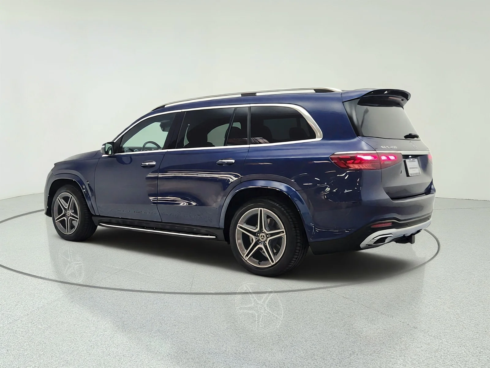 Used 2024 Twilight Blue Metallic Mercedes-Benz GLS 450 4MATIC® SUV image 7