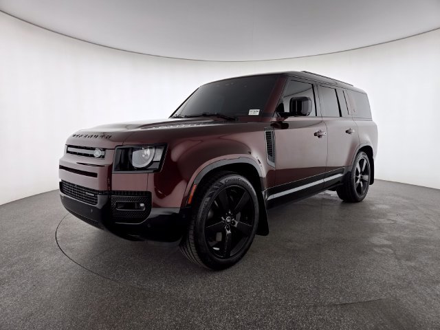 Used 2023 Sedona Red Land Rover X-Dynamic SE image 27