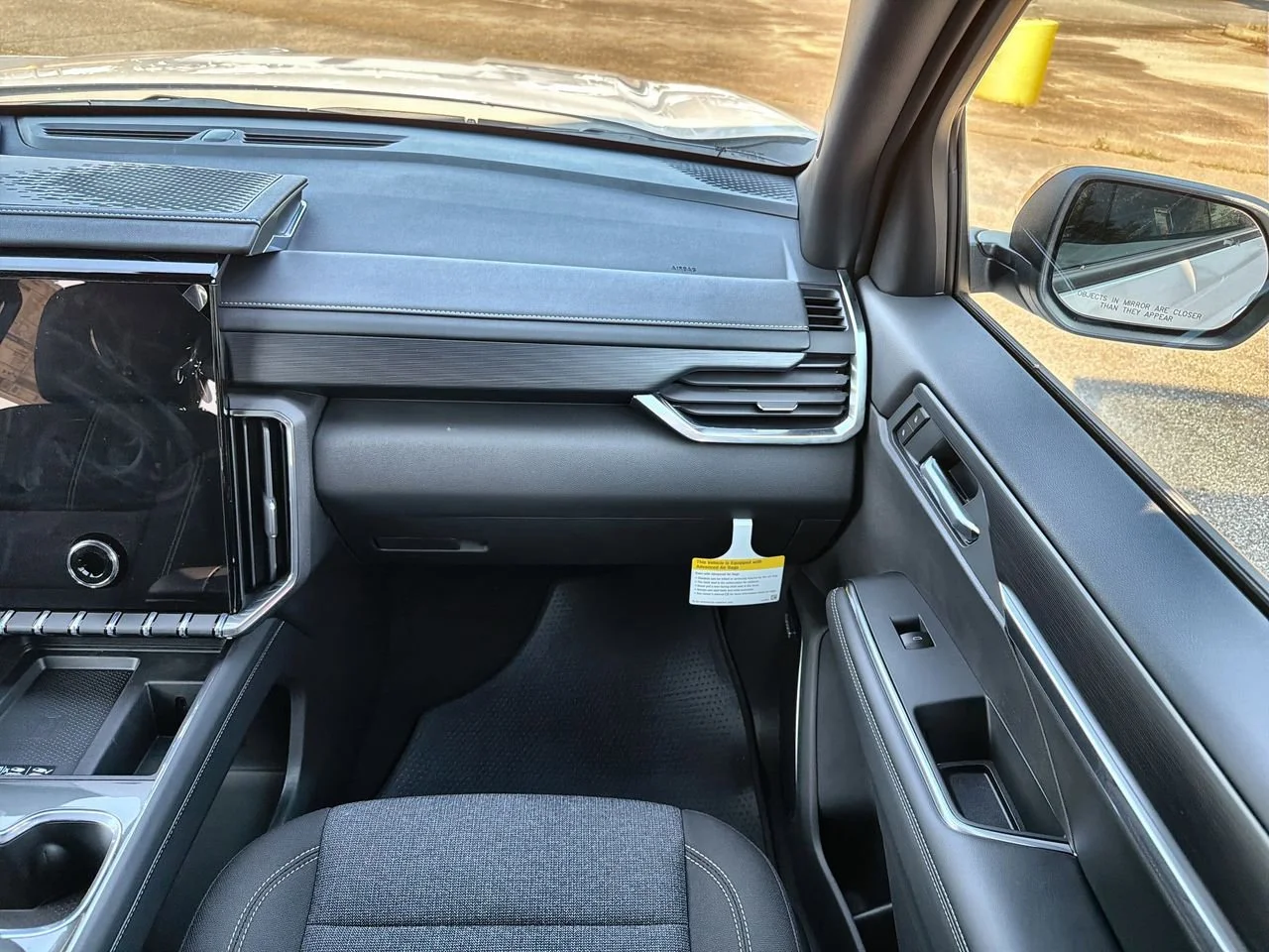 New 2026 Summit White GMC Elevation image 24