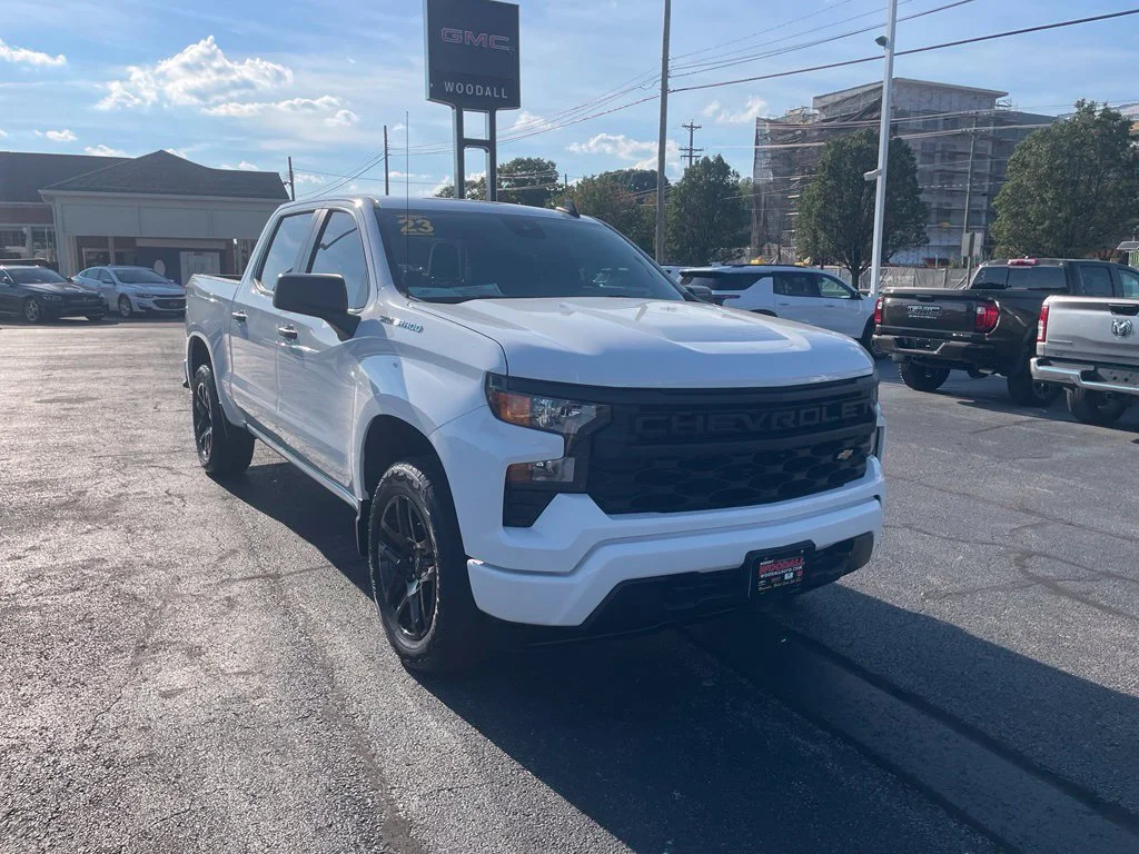 Used 2023 SUMMIT WHITE Chevrolet Custom image 1