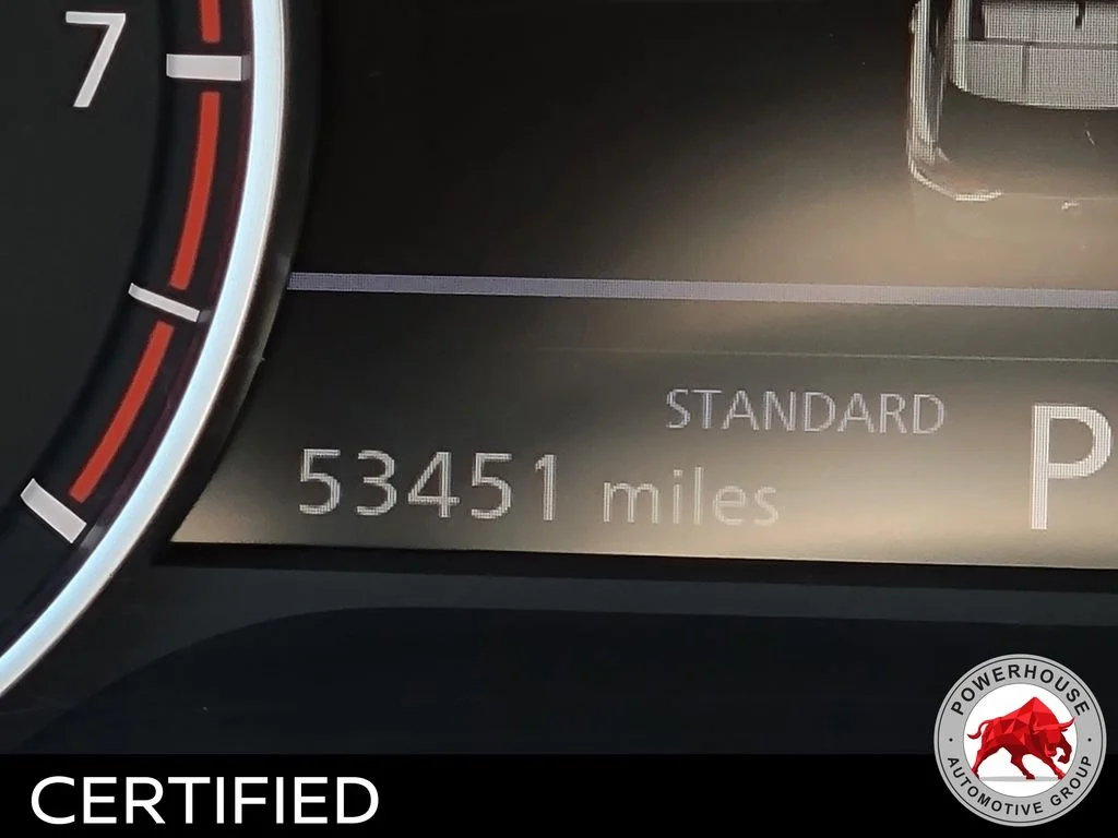 Used 2023 White Nissan S image 33