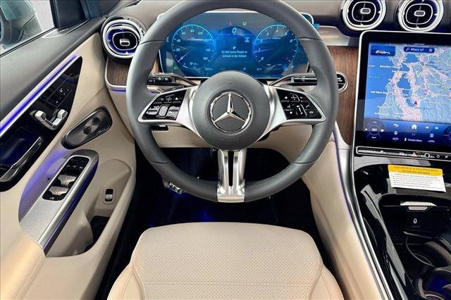 New 2026 Verde Silver Metallic Mercedes-Benz GLC 300 image 50