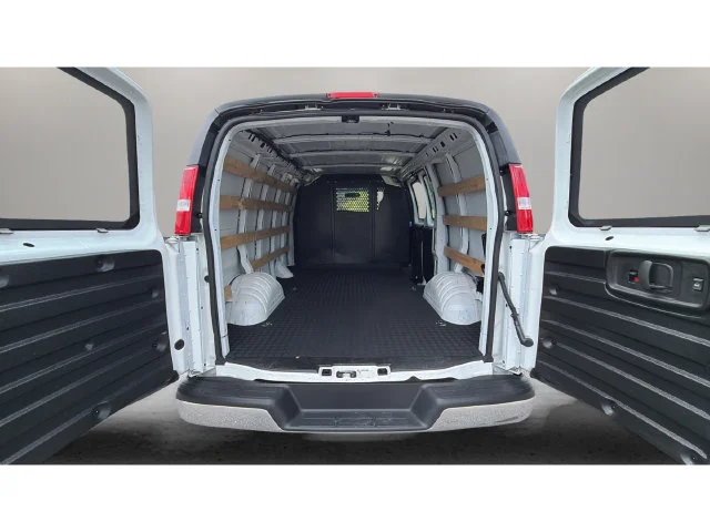 Used 2025 White GMC Work Van image 32