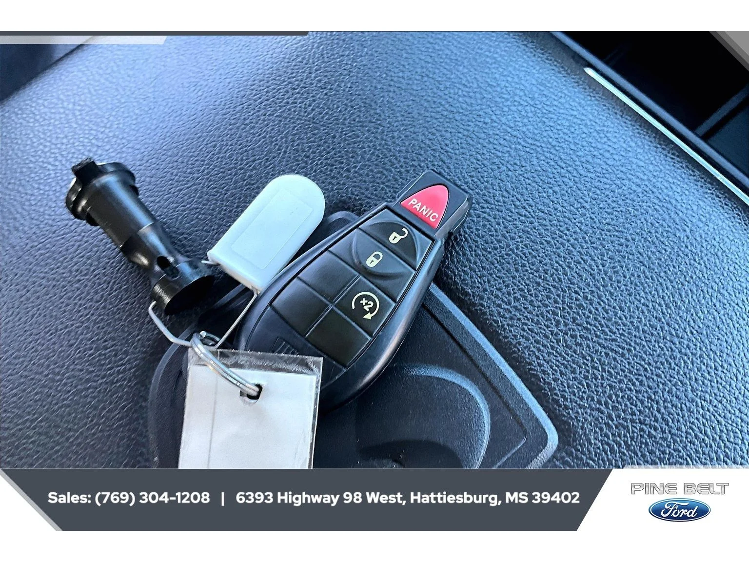 Used 2012  Ram Laramie image 9
