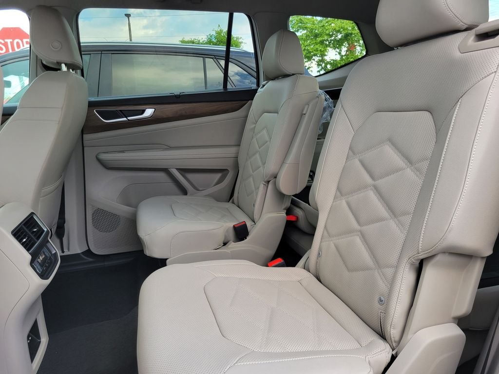 New 2026 Gray Volkswagen 2.0T SE w/Technology image 6