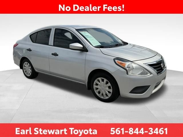 Used 2018 Nissan Versa Sedan S with VIN 3N1CN7AP4JL805378 for sale in Lake Park, FL