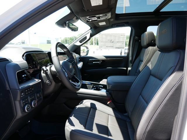 New 2026 Polar White Tricoat Chevrolet High Country image 6
