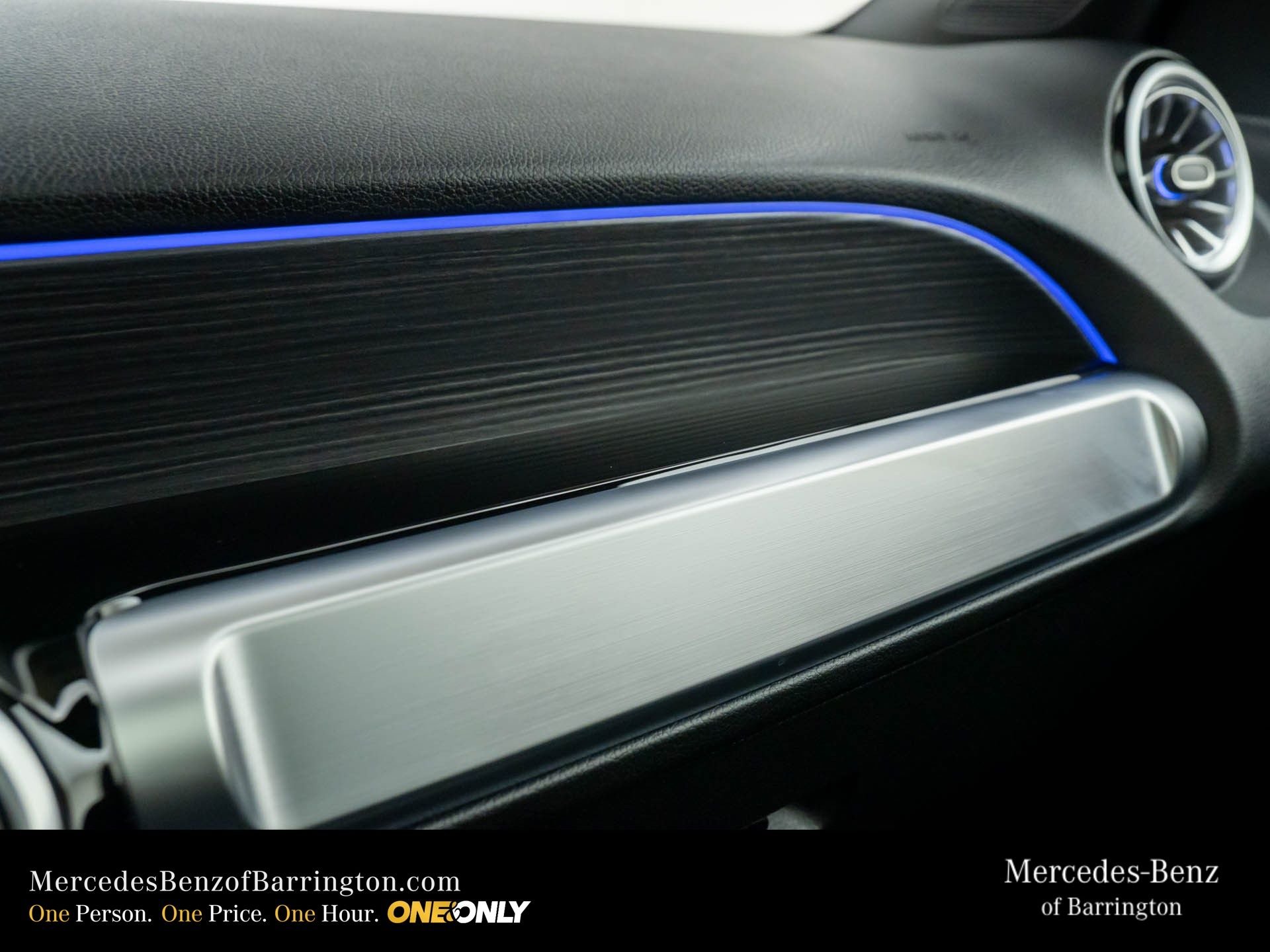 New 2026 Mountain Grey Metallic Mercedes-Benz GLB 250 image 36