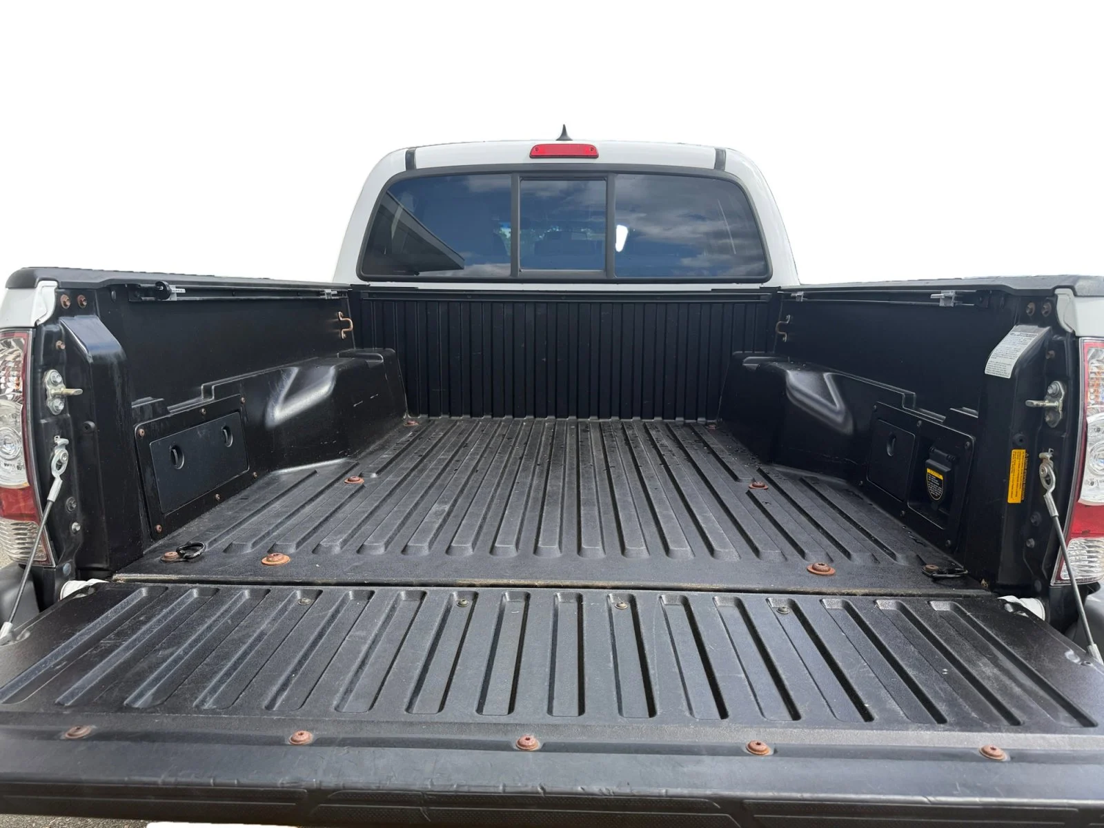 Used 2014 Super White Toyota Base image 64