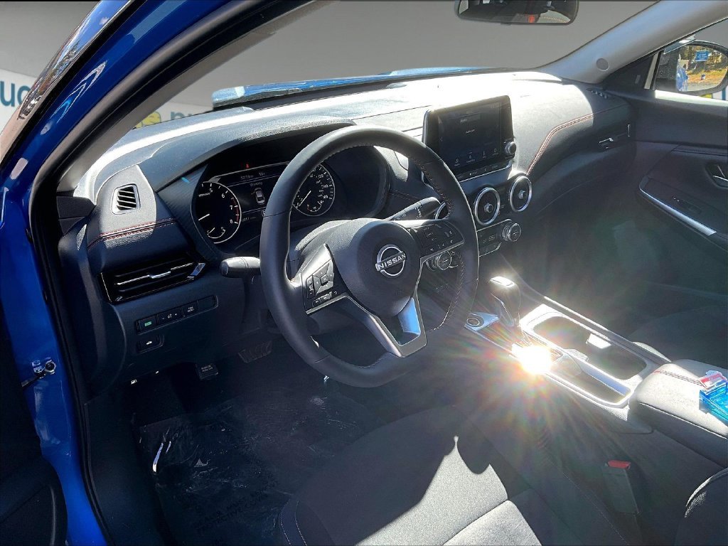 Used 2025 Electric Blue Metallic/Super Black Nissan SR image 8