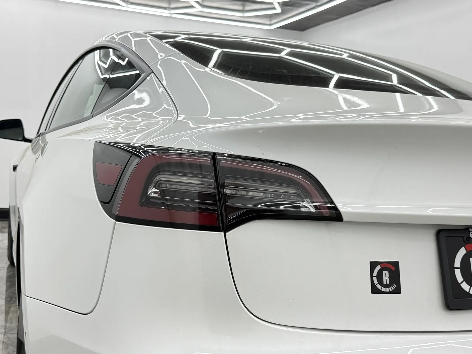 Used 2022 Pearl White Multi-Coat Tesla Long Range image 40