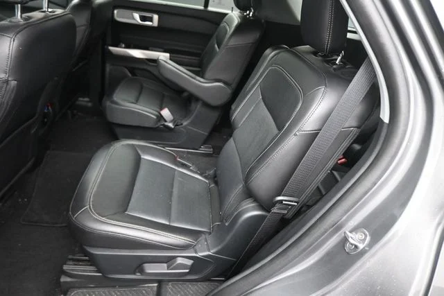 Used 2023 Gray Ford Limited image 20