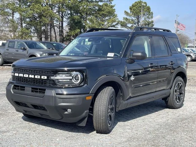 New 2026 Shadow Black Ford Outer Banks® image 23