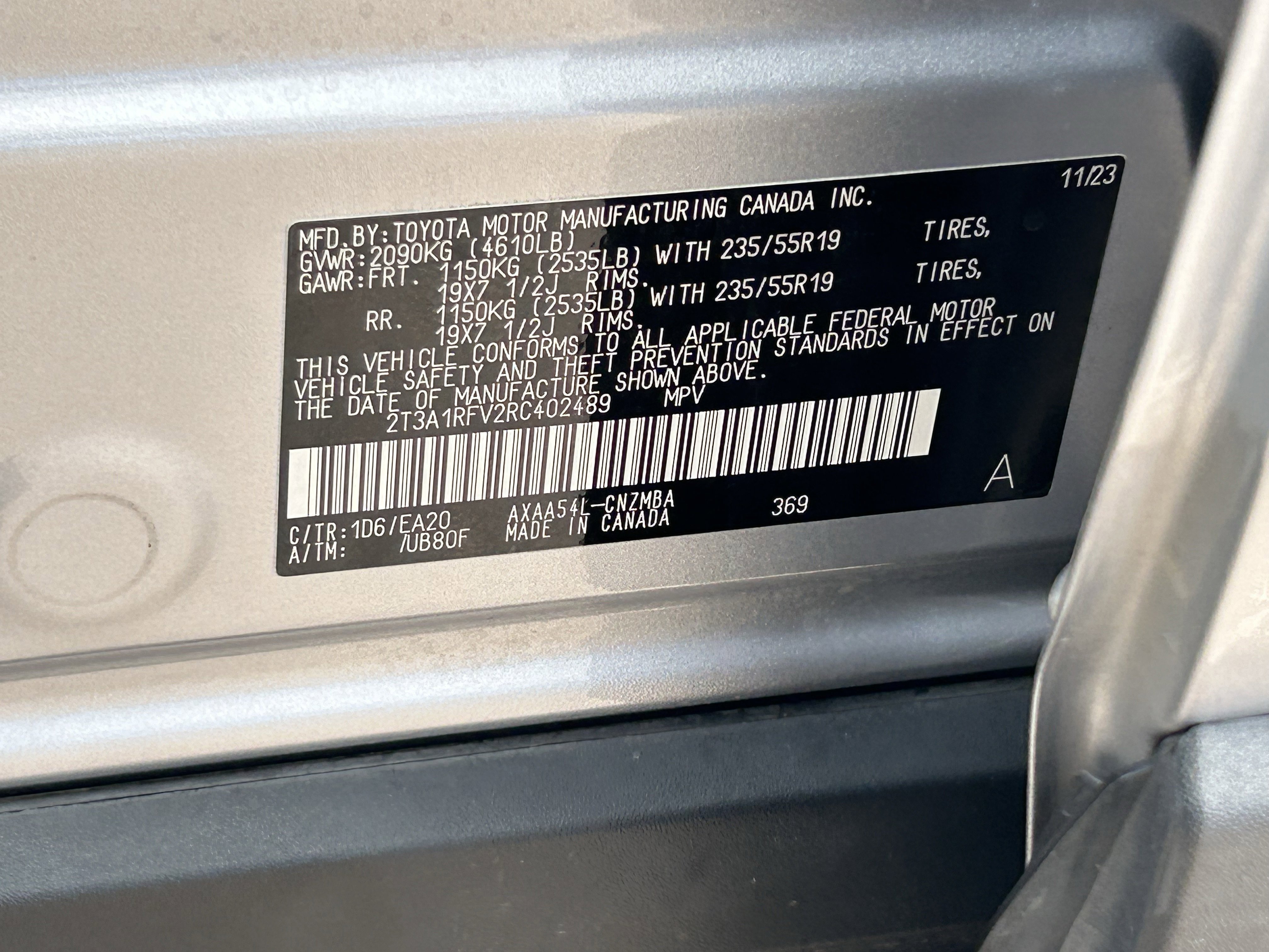 Used 2024 Silver Toyota XLE Premium image 35