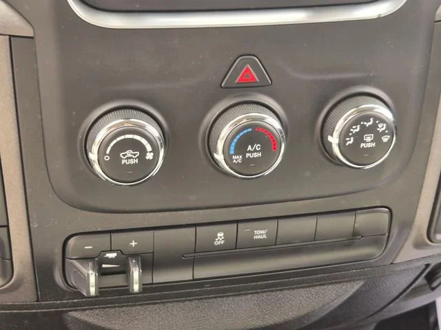 Used 2019 Gray Ram Express image 27