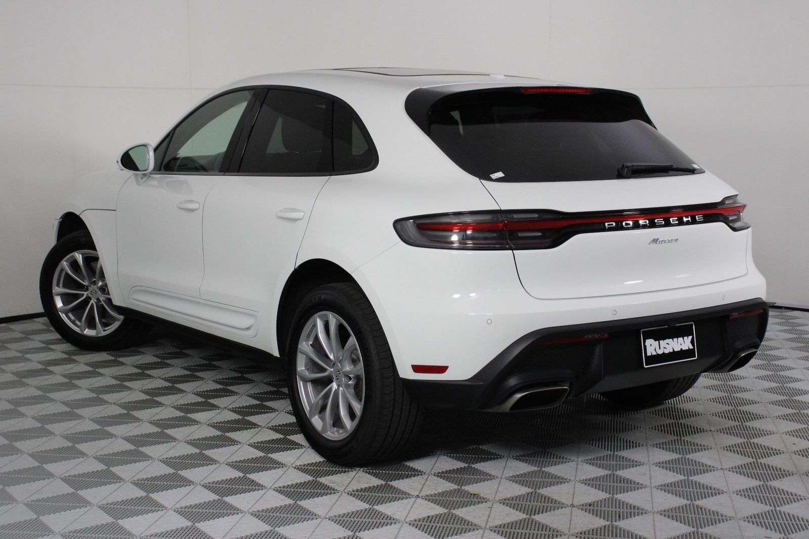 Certified Used 2026 White Porsche  image 3