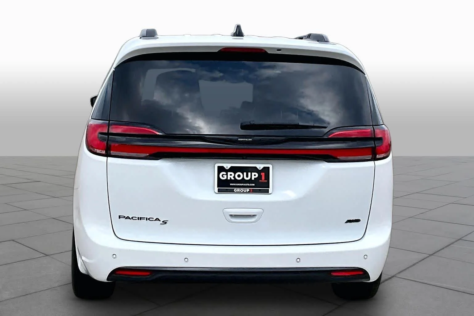 2023 Chrysler Pacifica Touring L - Photo 10