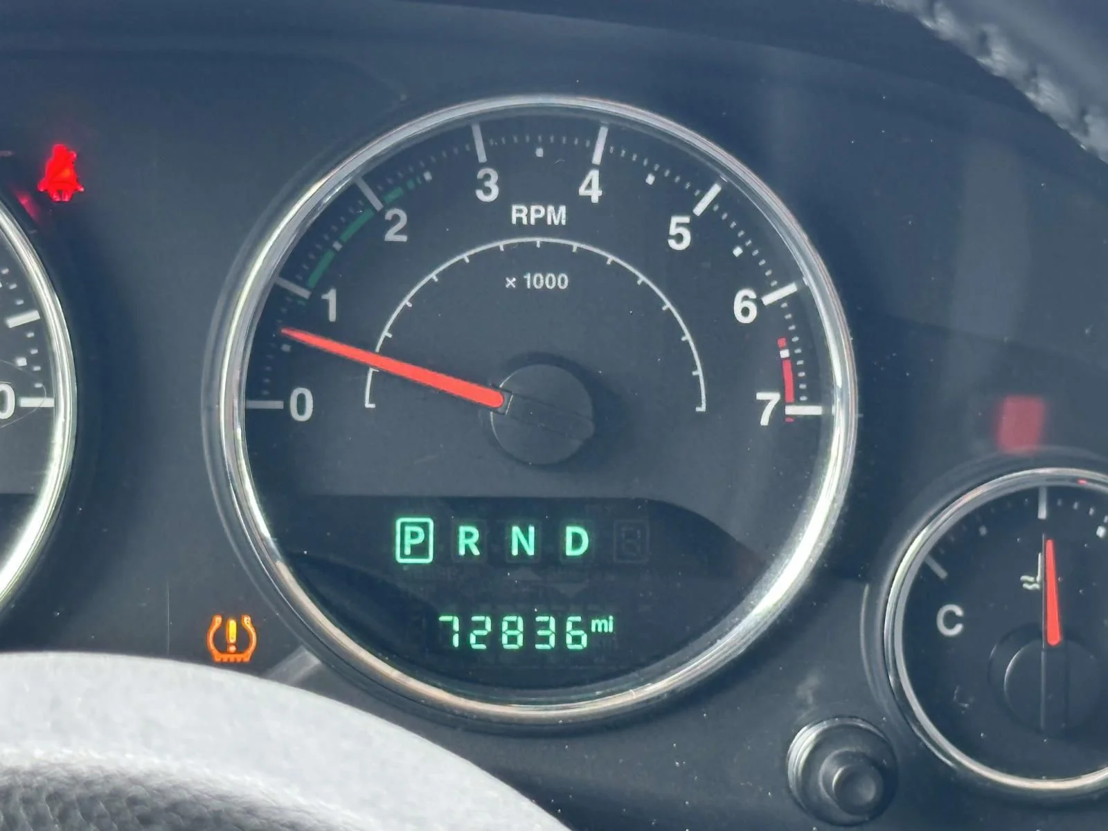 Used 2017 Gray Jeep Unlimited Sport image 29