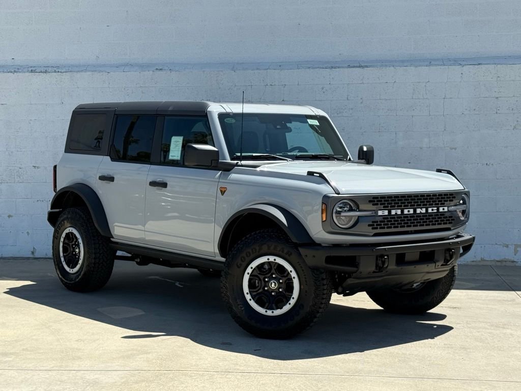 2026 Ford Bronco Badlands 4x4's photo