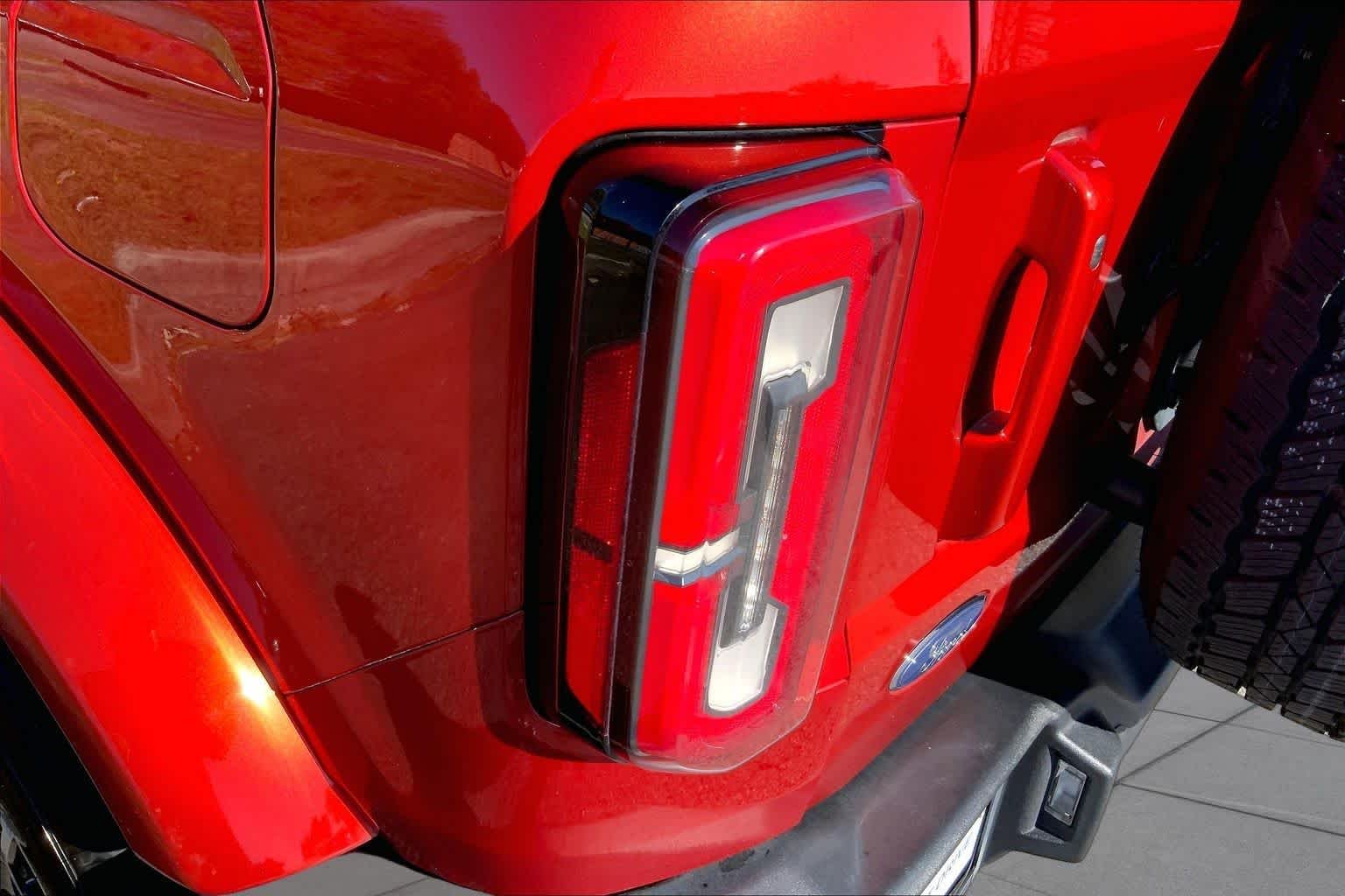 Used 2022 Hot Pepper Red Metallic Tinted Clearcoat Ford Outer Banks image 26