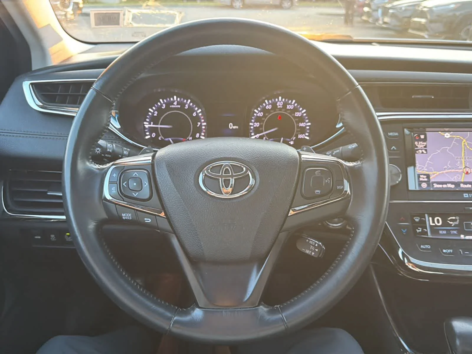 Used 2014 Blizzard Pearl Toyota Limited image 10