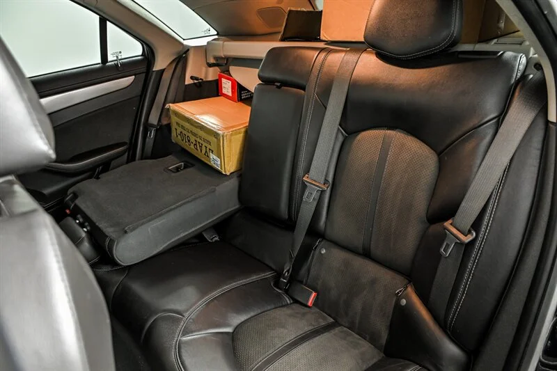 Used 2014 Black Diamond Tricoat Cadillac  image 18