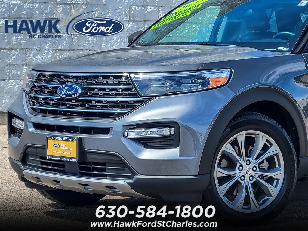 Used 2023 Gray Metallic Ford XLT image 1