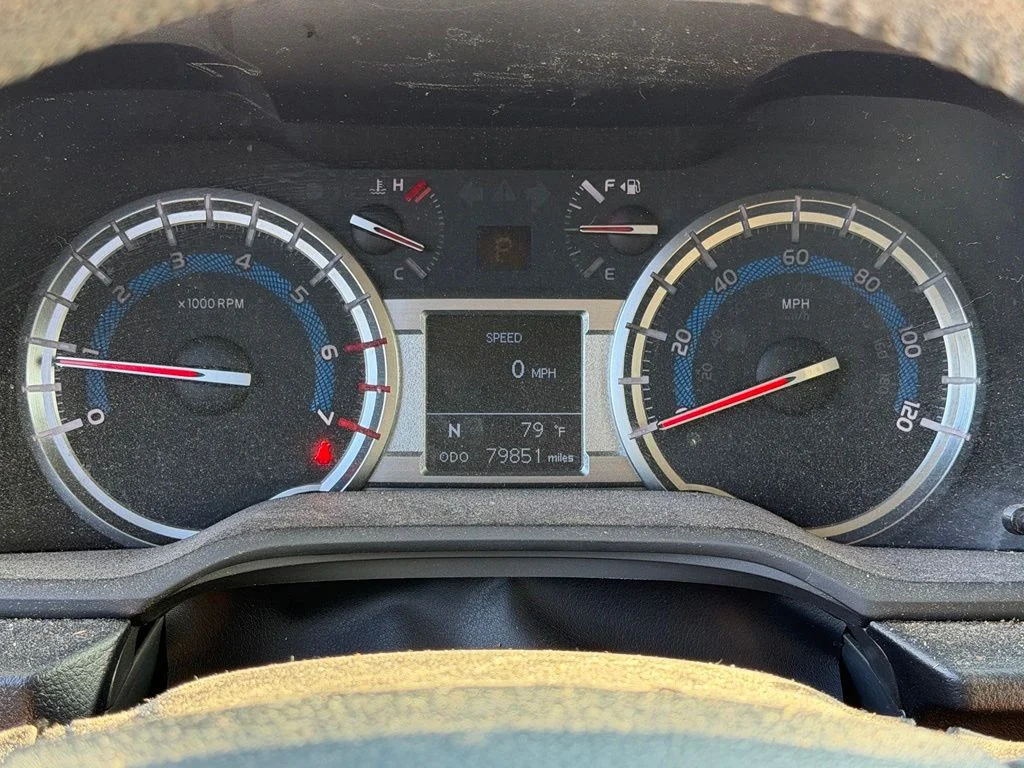 Used 2019 White Toyota SR5 image 32
