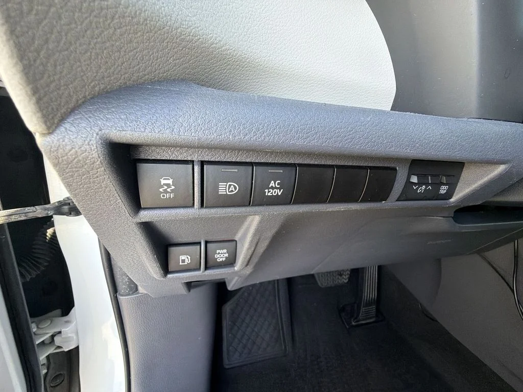 Used 2023 Beige Toyota XLE image 24