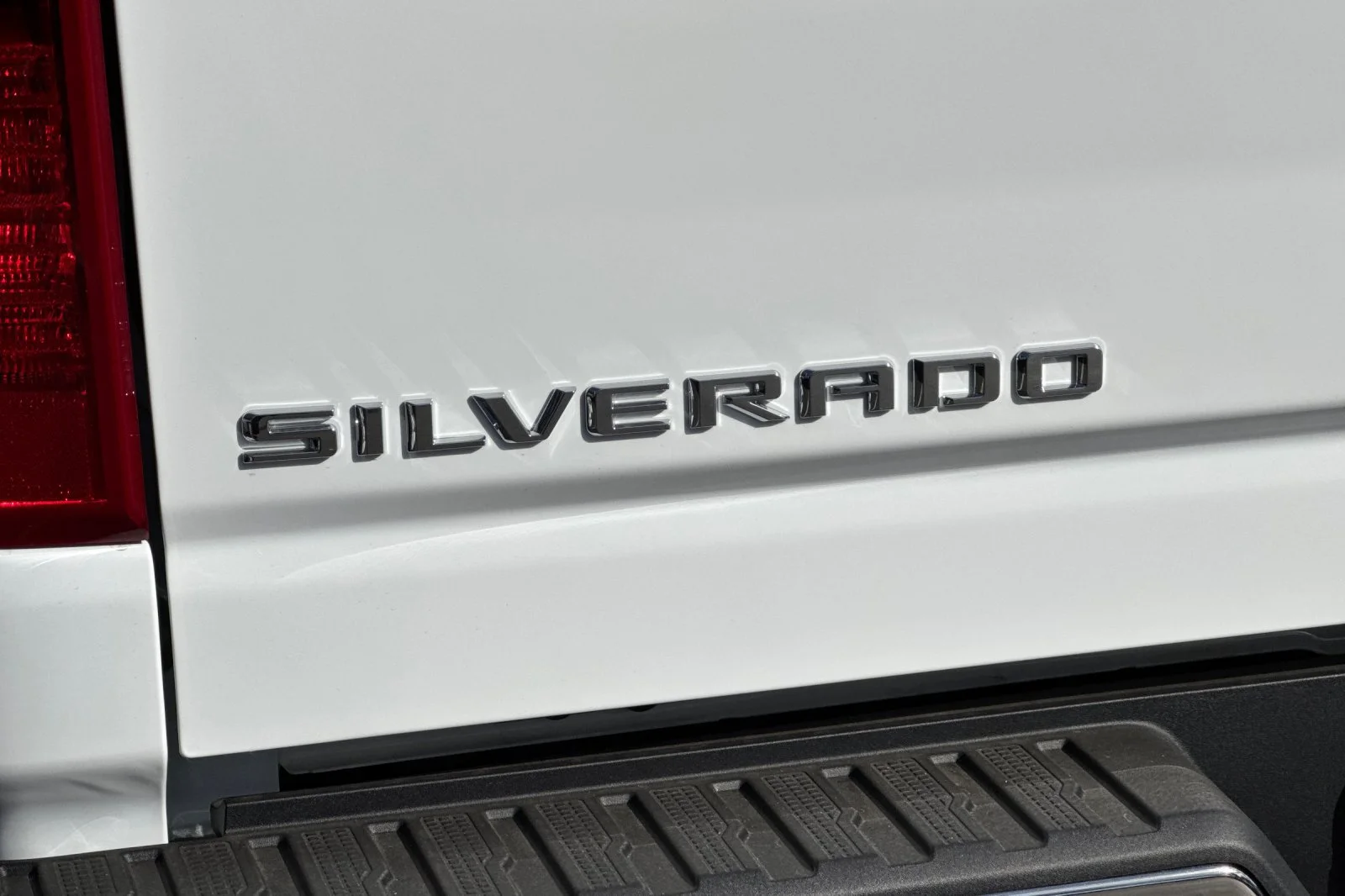 2026 Chevrolet Silverado 2500 HD LT view 25