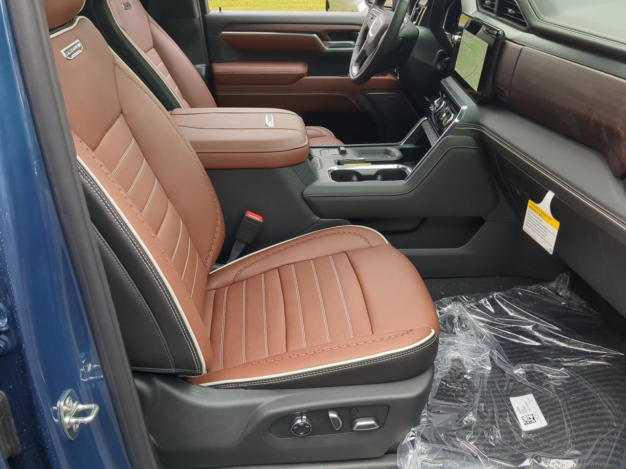 New 2026 Downpour Metallic GMC Denali Ultimate DRW image 29