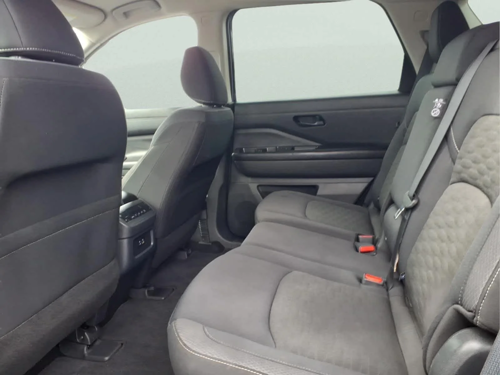 Used 2024 Deep Ocean Blue Pearl Nissan SV image 14