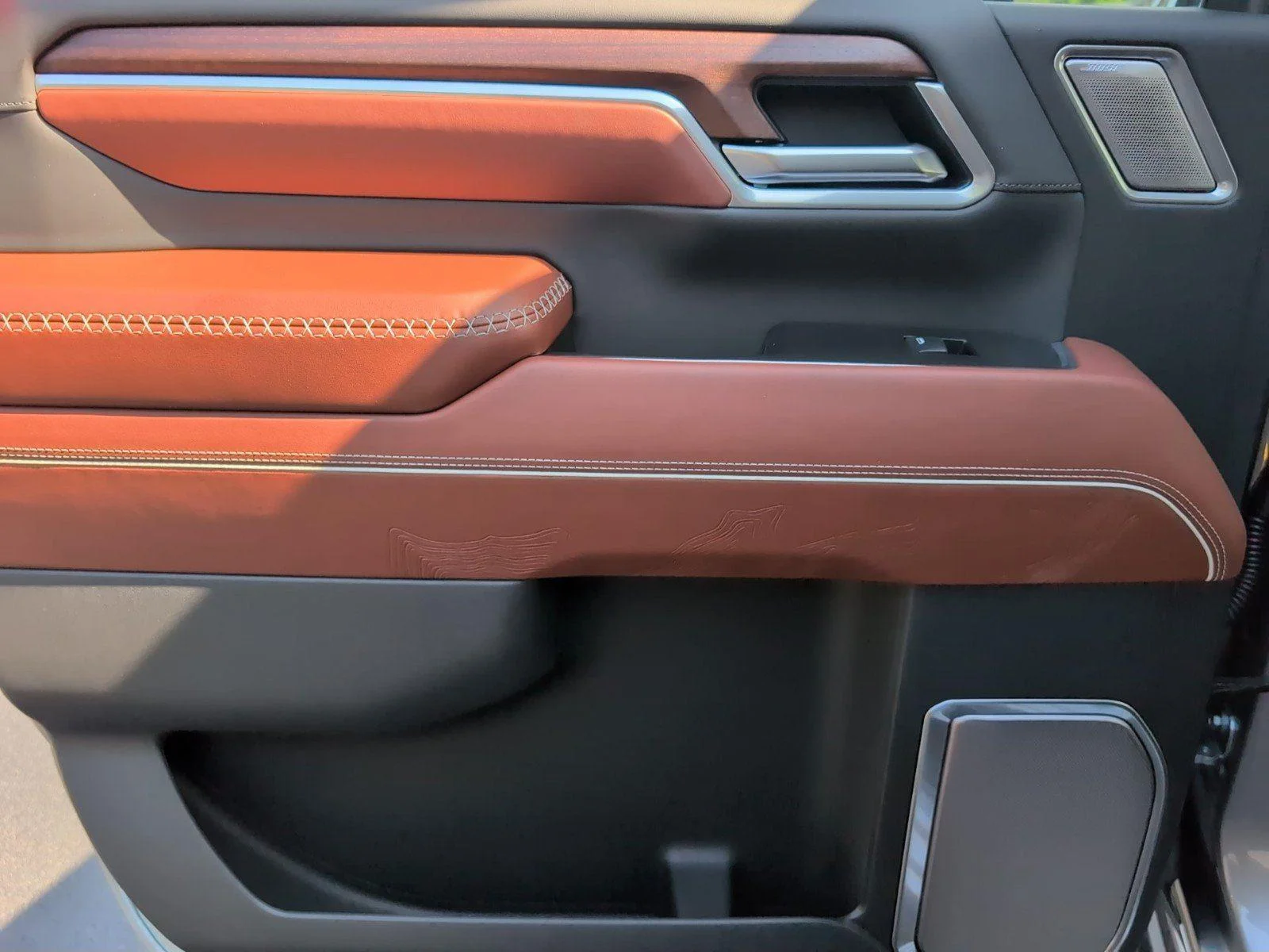 2026 GMC Sierra 2500HD Denali Ultimate - Photo 37