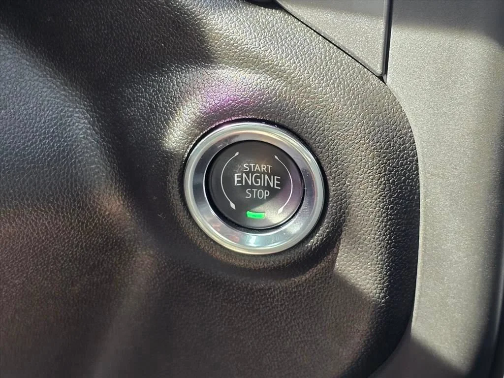 Used 2025 Summit White Chevrolet Custom image 16