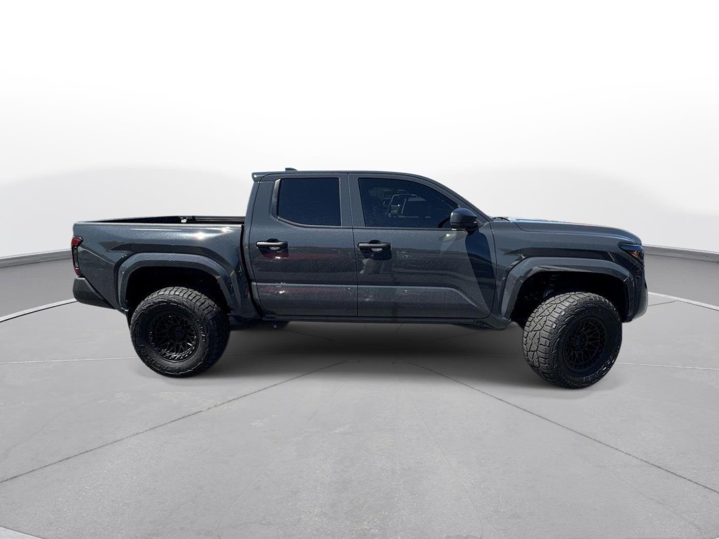 Used 2024 Underground Toyota SR image 5