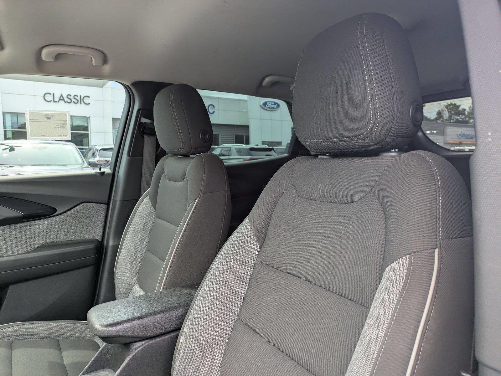 Used 2021 Iridescent Pearl Tricoat Chevrolet LS image 14