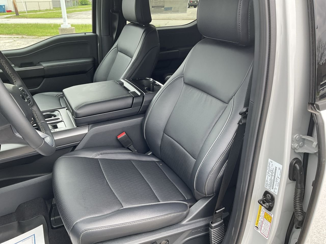 New 2026 AVALANCHE Ford Lariat image 11