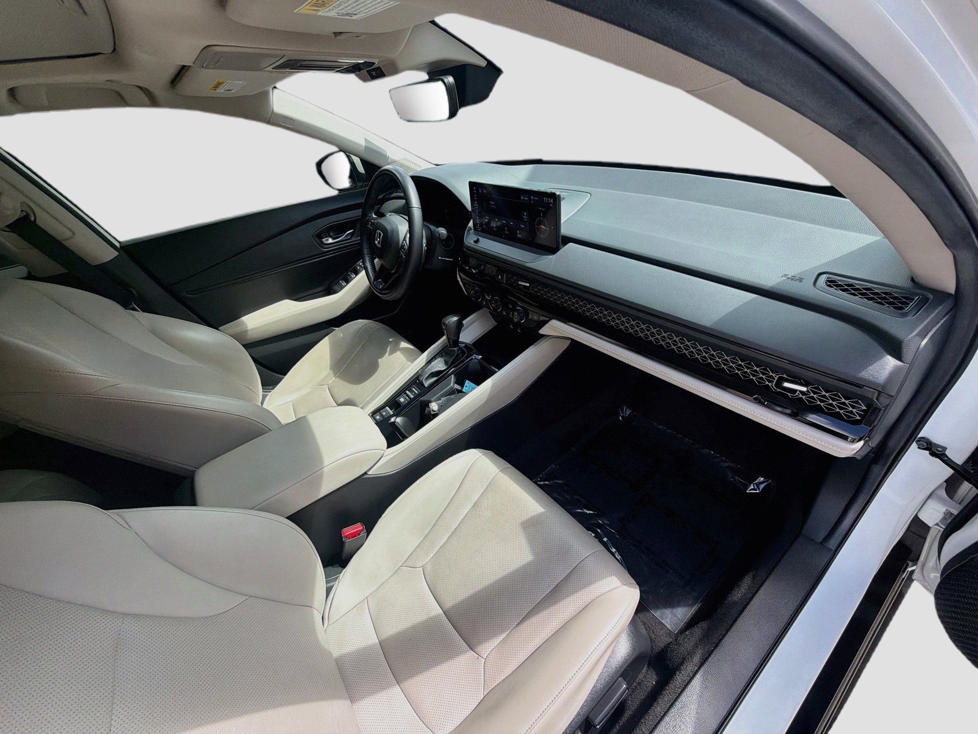 2024 Honda Accord Hybrid EX-L - Photo 32