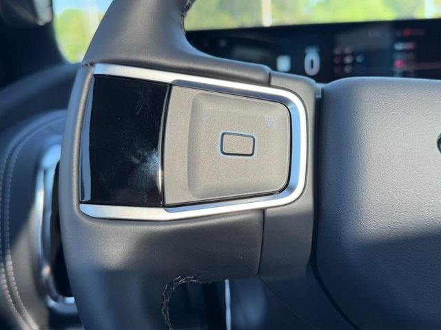 New 2026 Star White Metallic Tri-Coat Ford Platinum image 11
