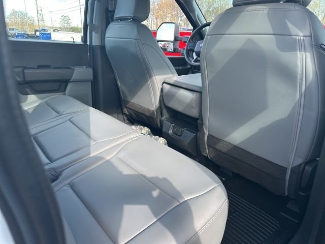 New 2026 Oxford White Ford F-250® XL image 13