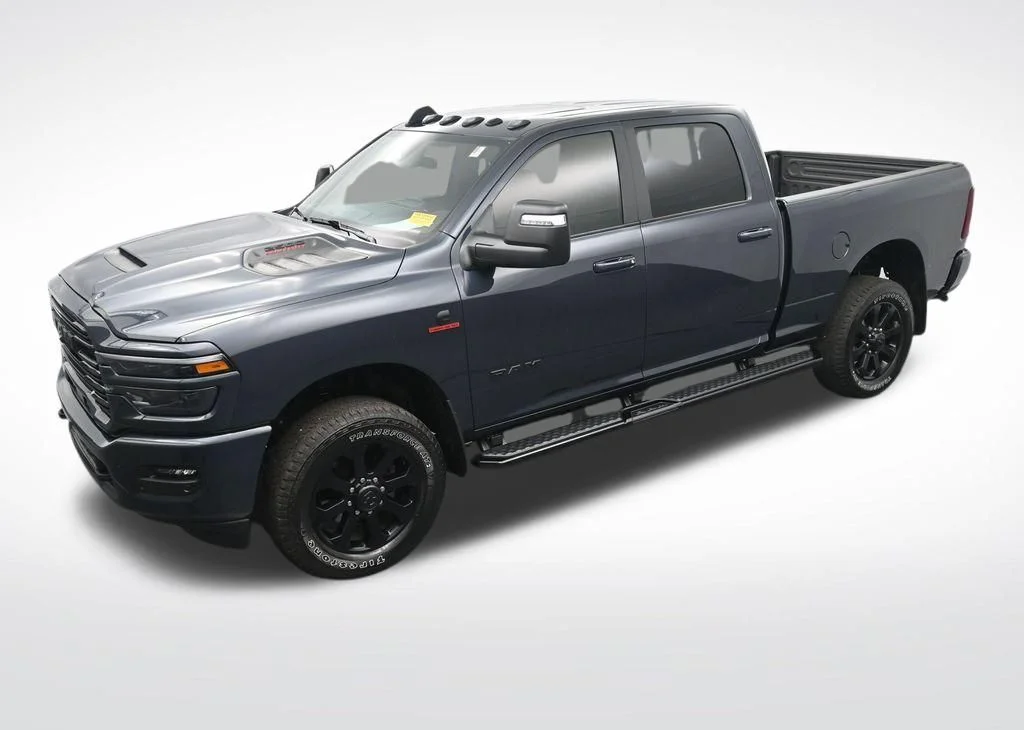Used 2025 Blue Ram Laramie image 21